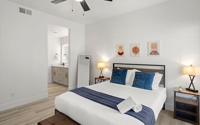 CozySuites TPC Scottsdale with pool 2