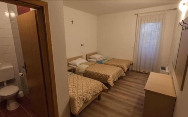 Hotel Ivanković