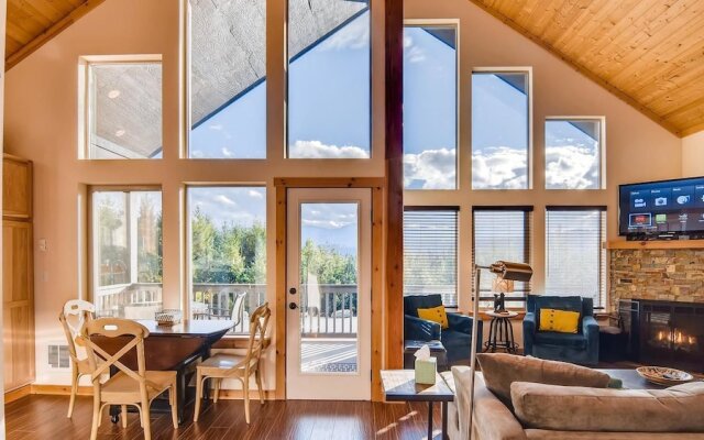 Roslyn Ridge Retreat