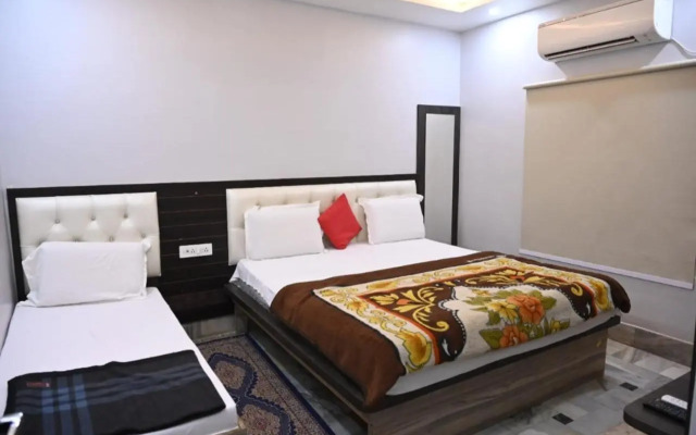 Hotel Arya