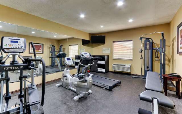 Best Western Plus University Inn & Suites