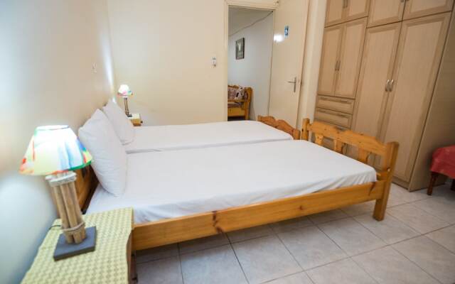 Lefkos Apartment in Lefkada city center!