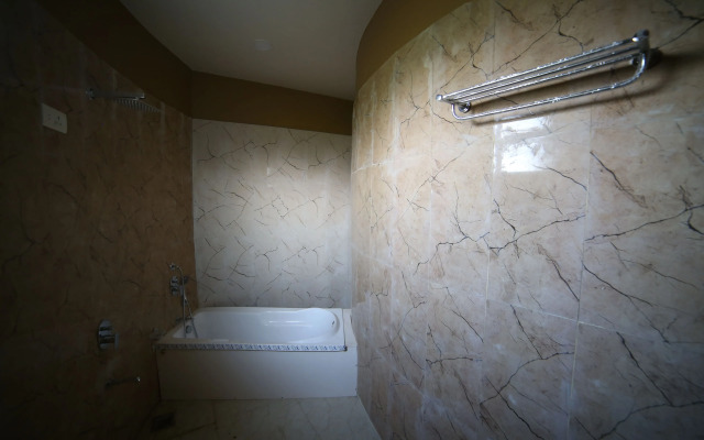 Hotel Natraj & Resort