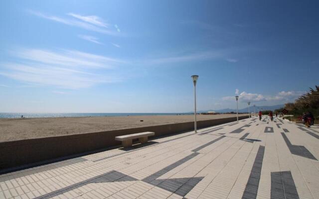 HACIENDA- Grand studio dans le centre avec vue mer