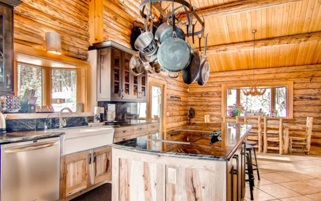 Fallen Timbers Lodge by RedAwning