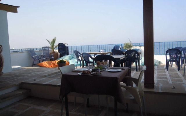 Vistamare Bed and Breakfast