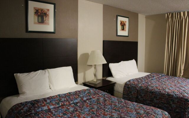 Coratel Inn and Suites Maple Grove