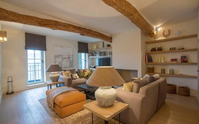 Mougins Luxury Retreats