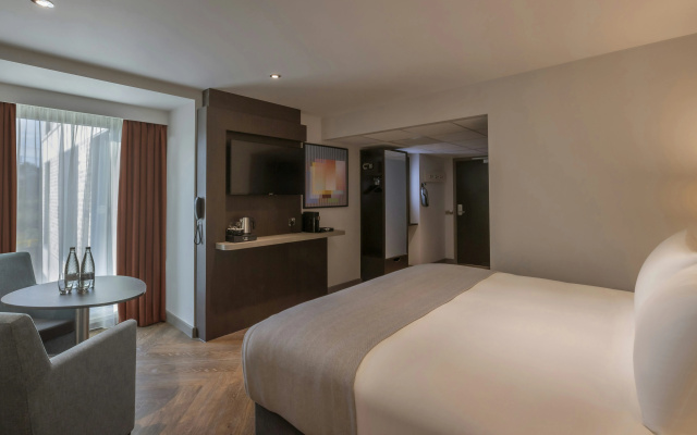 Maldron Hotel Finsbury Park, London - Image 3