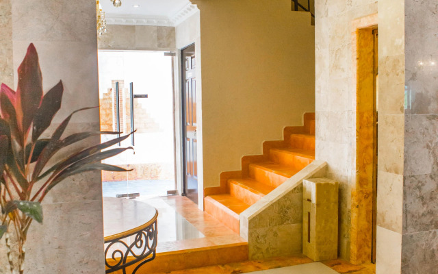 Hotel Palacio Maya