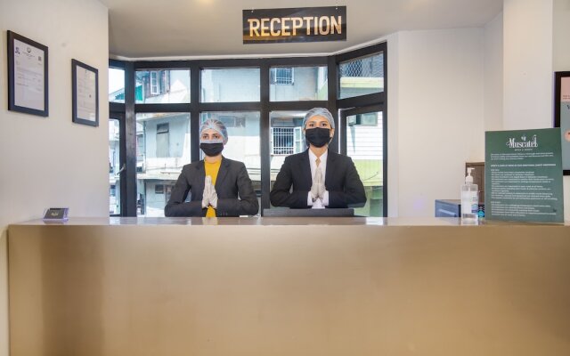 Muscatel Yavachi - 400 Mts from MG Marg