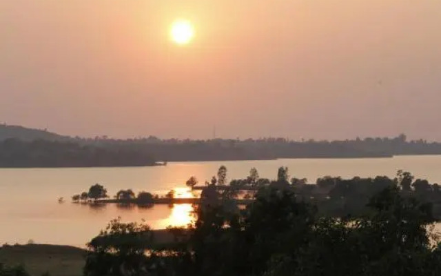 JenJon Holiday Resort - Igatpuri