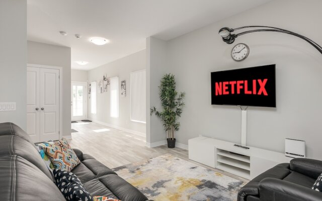 Luxury Entire house mins Niagara falls & Brock uni