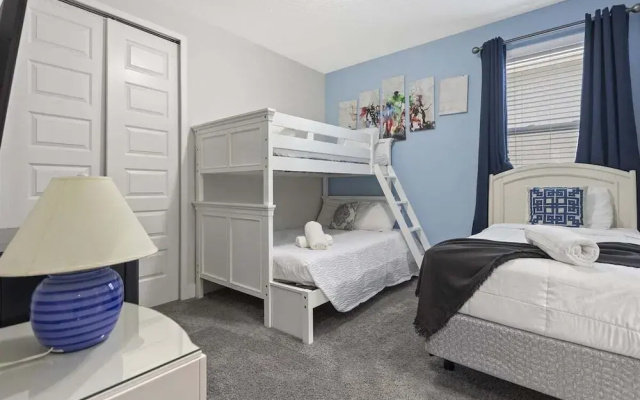 350-360 Huge Villas - Near Disney - 15 BDs