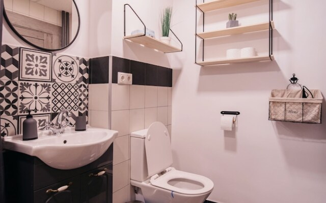 Apartament Xenocrat