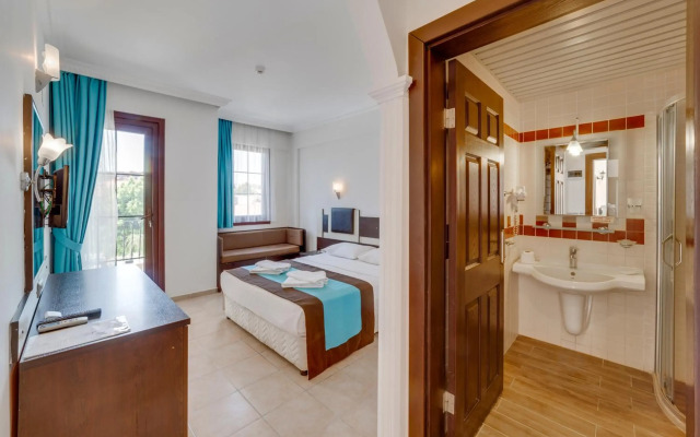 Marcan Beach Hotel (ADULT ONLY 16+)