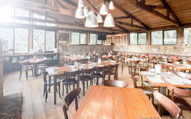 Novotel Lake Crackenback Resort & Spa