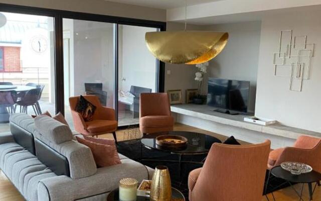 Penthouse Saint Edward