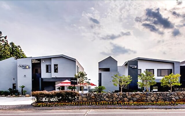 Seogwipo Wemerang Pension