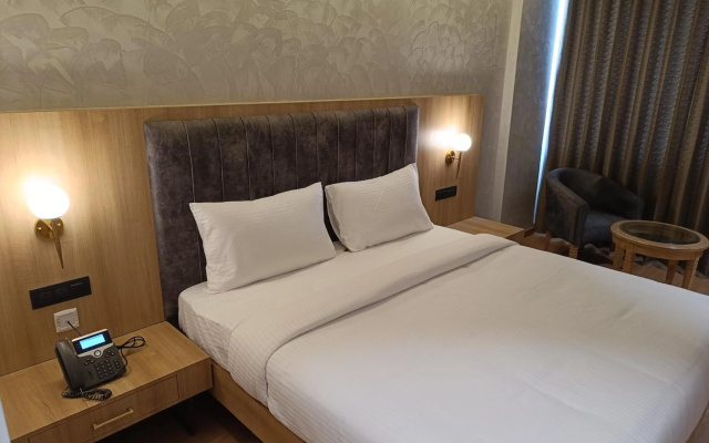 Hotel Klg International – Guest Rooms – Chandigarh