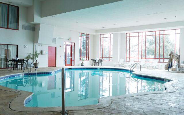 Holiday Inn Express Hotel & Suites Olathe North by IHG