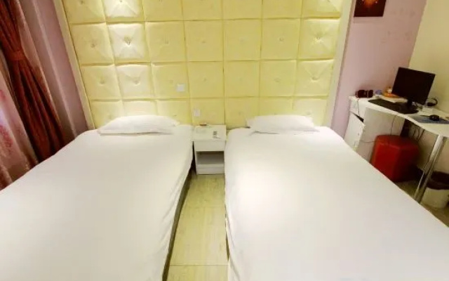 Aike 100 Theme Hotel (Qingdao Chongqing North Road Liuting Subway Station) – Guest Rooms – Qingdao