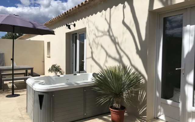 Les Mazets Et SPA D'uzes