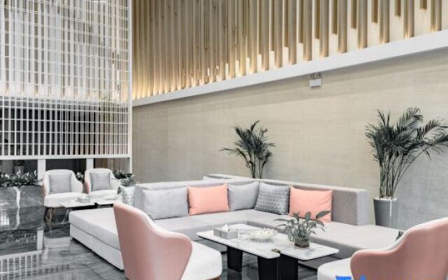 Luoyin Hotel