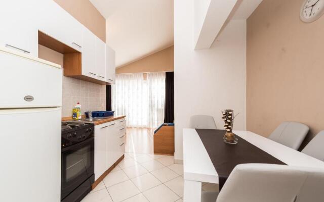 Apartments Danijela 1