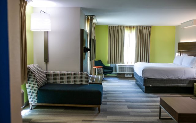 Holiday Inn Express Hotel & Suites Memphis/Germantown, an IHG Hotel