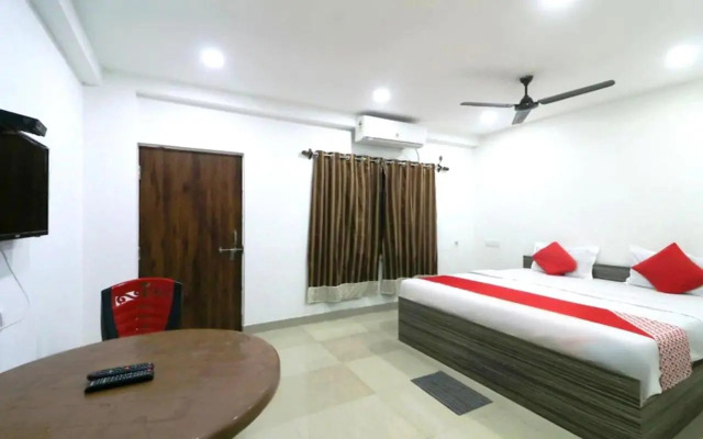 STAYMAKER Gharana Resort