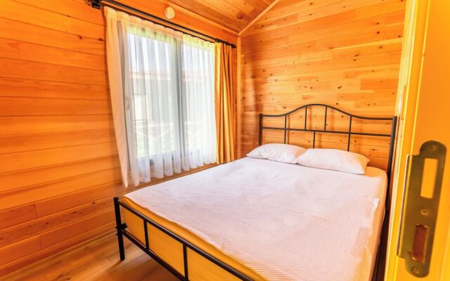 Izgen Bungalows Çıralı