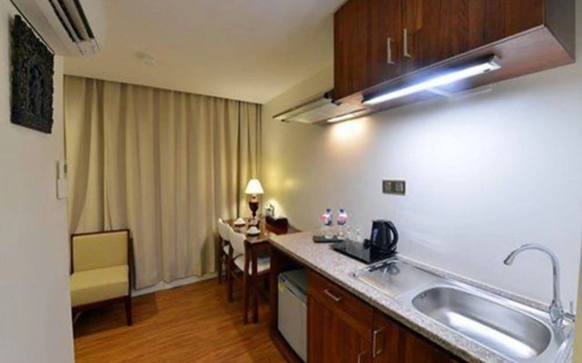 Cherry Hills Hotel