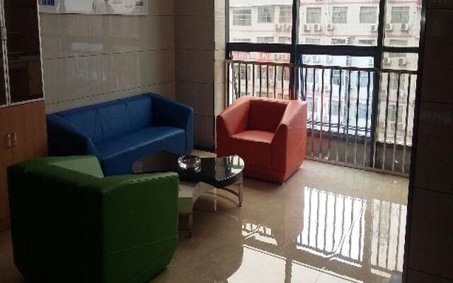 7 Days Inn Yongzhou Lengshuitan Shunde Moer Bubugao Plaza Branch