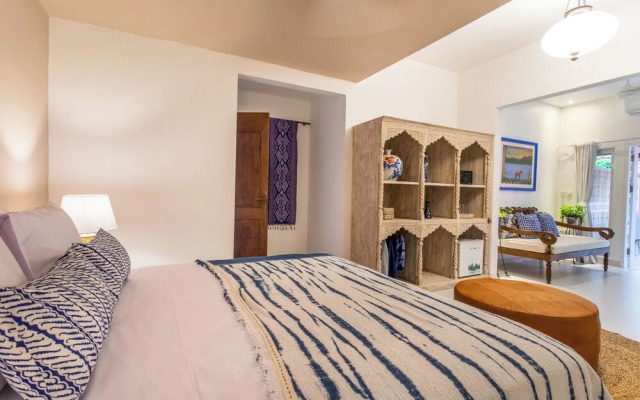 PinkPrivate Sanur - for Cool Adults Only