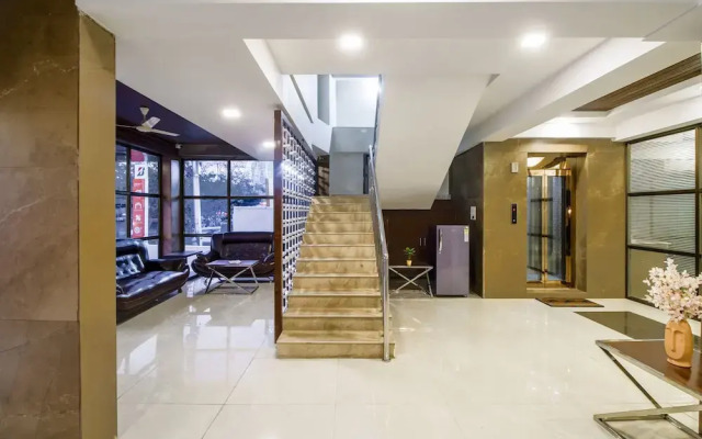 Monday Hotels - Swarna's The Capital