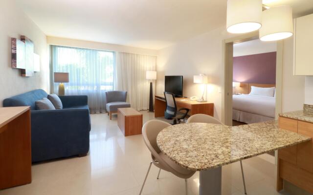 Staybridge Suites Guadalajara Expo by IHG