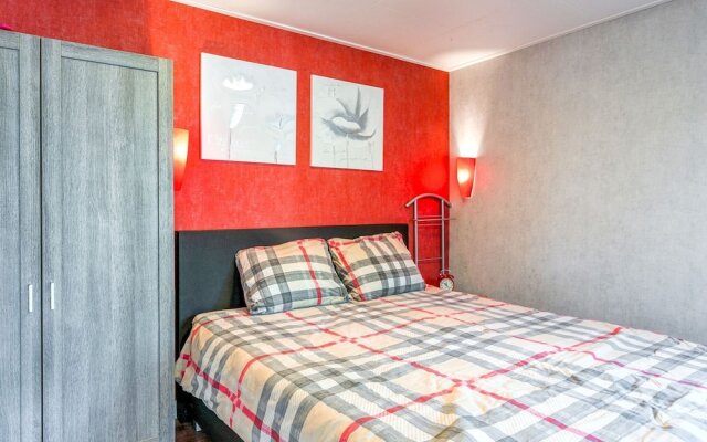 Quaint Bungalow in Uden With Fenced Garden, Sauna, Terrace