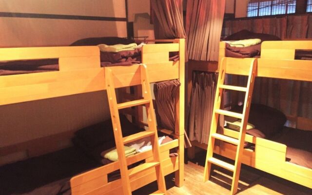 Tabetoma nijo castle - Hostel