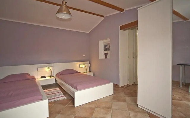 Les Petites Caillades