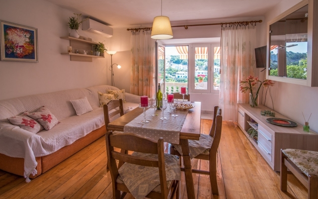 Holiday house Hoda Vrbnik, Island Krk