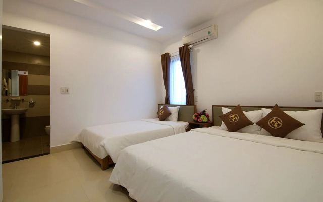 Poetic Hue Hotel