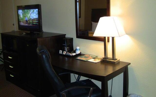 Quality Inn & Suites Baton Rouge West – Port Allen