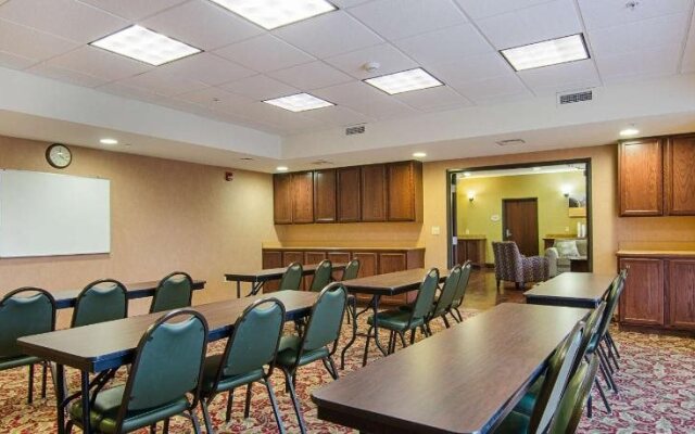 Sleep Inn & Suites