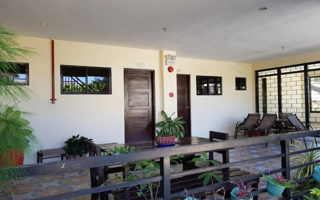 Spacious Private apartment at Laorenza Residences