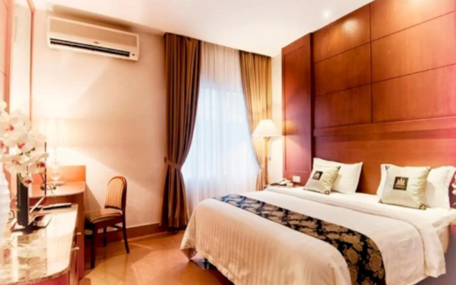 Grand Sakura Hotel