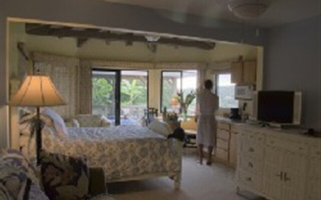 Marjorie's Kauai Inn, a bed and breakfast
