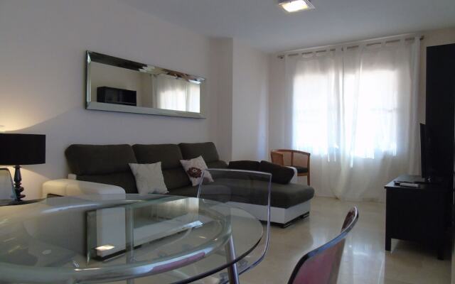 A&N Baviera Luxury - Three Bedroom Apartment, Sleeps 6