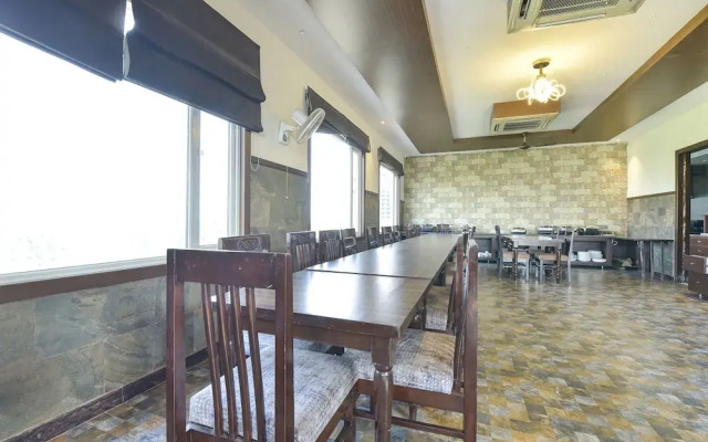 Fabhotel Prime Amantra