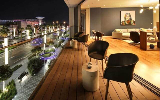 Luxurious Getaway Right Across City Walk Mall